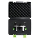 VIKTEC VT20795 universal two jaw puller tool with adjustable forcing screws for removing bearings, gears and automotive components.