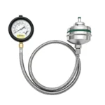 Kit de jauge de pression d’huile moteur VT20106 avec flexible tressé et adaptateur de contrôle de pression pour le diagnostic des moteurs automobiles.