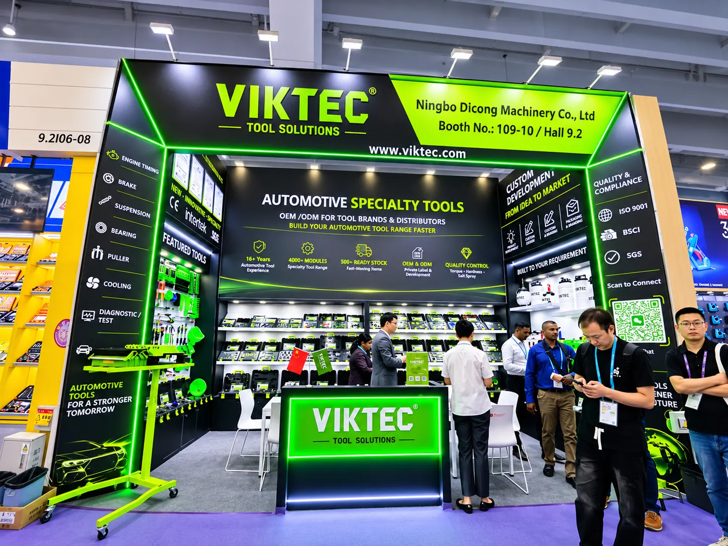 VIKTEC at Canton Fair 2026 Day 2: Explore Automotive Tools & OEM Solutions 6 VIKTEC exhibition booth with visitors at Canton Fair 2026 Day 2 in Guangzhou, Hall 9.2 Booth I09-10